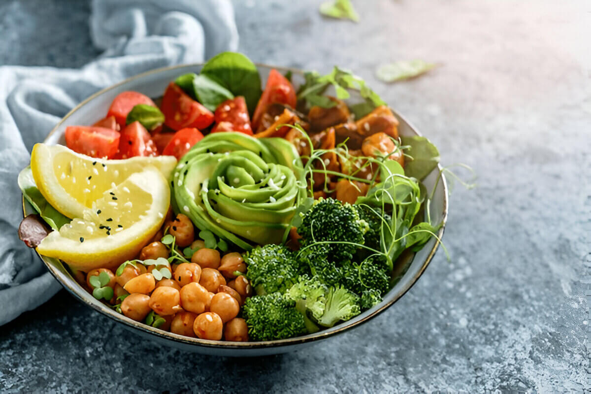 Vegan Chickpea & Quinoa Buddha Bowl