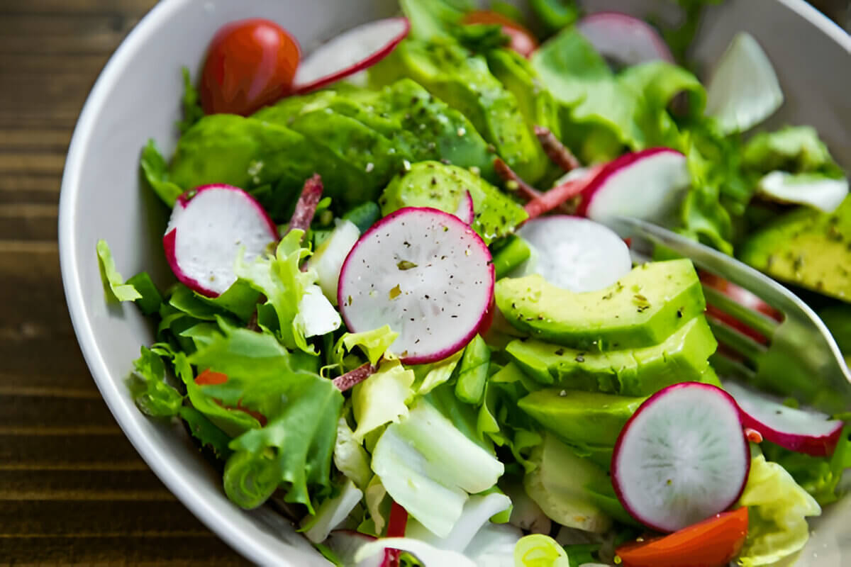 Summer Radish Salad