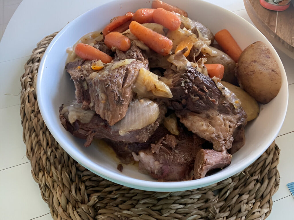 Pot Roast Recipe: Tender, Flavorful, and Perfect for Family Dinners
